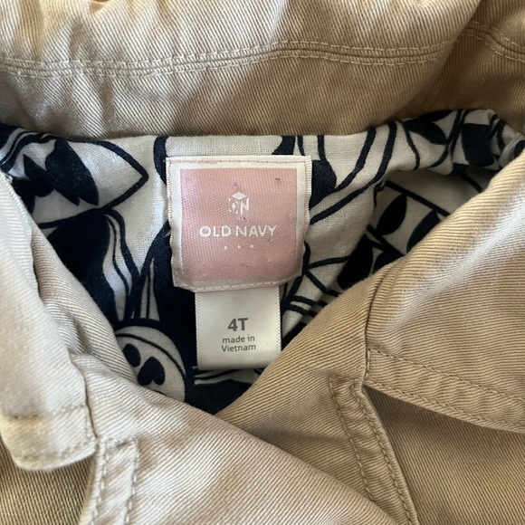 Old navy 4T pea coat - Picture 3 of 4